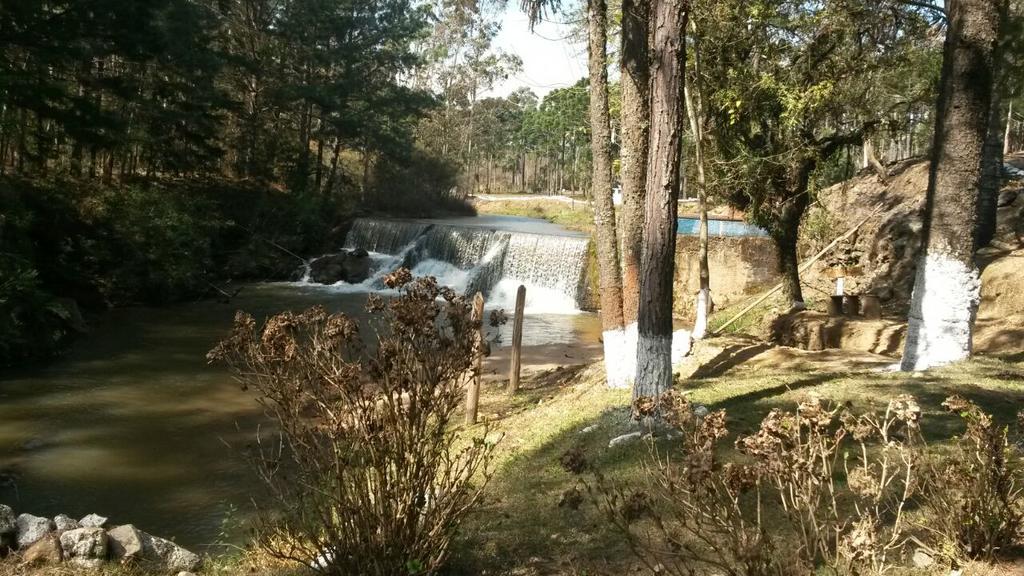 Pousada Chalés da Lua Munhoz Esterno foto
